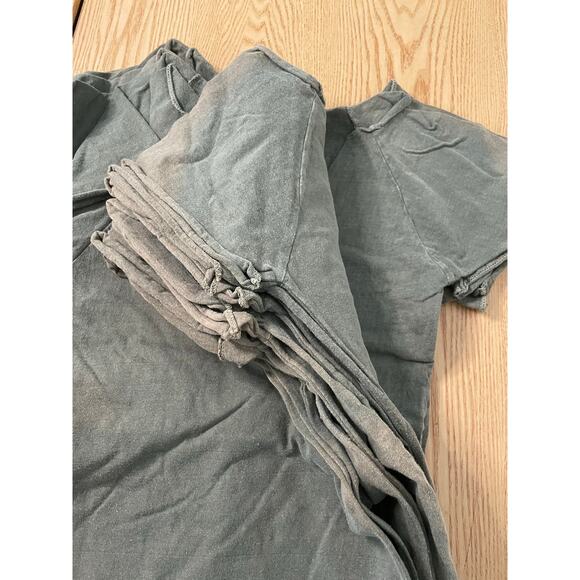 New Bundle of 12 Womens T-shirts Dark Blue Gray size Medium - Picture 3 of 6